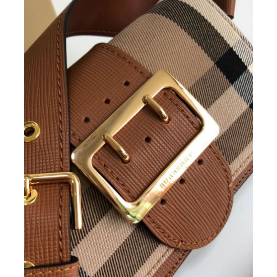 Replica di lusso Borsa a tracolla piccola con fibbia Burberry Caffè Imitazioni Cloni Borsa a tracolla piccola con fibbia Burberry Caffè firmate