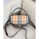 Replica di lusso Borsa a tracolla Burberry Highlands caffè scuro Imitazioni Cloni Borsa a tracolla Burberry Highlands caffè scuro firmate