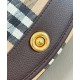 Replica di lusso Borsa a tracolla Burberry Highlands caffè scuro Imitazioni Cloni Borsa a tracolla Burberry Highlands caffè scuro firmate