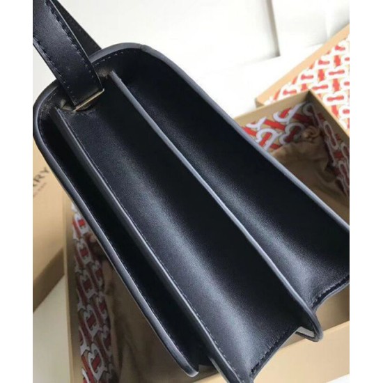 Replica di lusso Borsa a tracolla Burberry TB media Nera Imitazioni Cloni Borsa a tracolla Burberry TB media Nera firmate