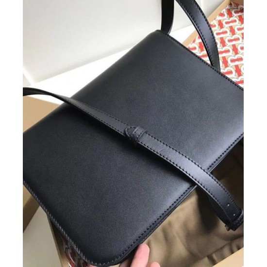 Replica di lusso Borsa a tracolla Burberry TB media Nera Imitazioni Cloni Borsa a tracolla Burberry TB media Nera firmate