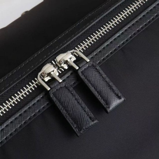 Replica di lusso Borsa da viaggio Prada Re-Nylon Saffiano nera Imitazioni Cloni Borsa da viaggio Prada Re-Nylon Saffiano nera firmate