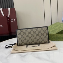 Pari imitazione Portafoglio Gucci GG Emblem Zip Around 821803/819122 Nero