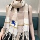 Replica di lusso Sciarpa Cashmere Burberry Equestrian Knight Check 32 x 180 beige Imitazioni Cloni Sciarpa Cashmere Burberry Equestrian Knight Check 32 x 180 beige firmate