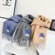 Replica di lusso Sciarpa reversibile cashmere classico Burberry 32 x 180 Grigio Imitazioni Cloni Sciarpa reversibile cashmere classico Burberry 32 x 180 Grigio firmate