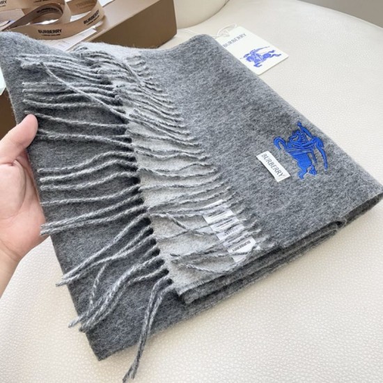 Replica di lusso Sciarpa reversibile cashmere classico Burberry 32 x 180 Grigio Imitazioni Cloni Sciarpa reversibile cashmere classico Burberry 32 x 180 Grigio firmate