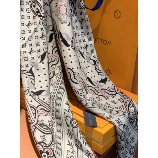 Replica di lusso sciarpe reversibile Louis Vuitton velluto multicolore monogramma LV™ 140 Rosa Imitazioni Cloni sciarpe reversibile Louis Vuitton velluto multicolore monogramma LV™ 140 Rosa firmate