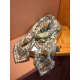 Replica di lusso sciarpe reversibile Louis Vuitton velluto multicolore monogramma LV™ 140 Imitazioni Cloni sciarpe reversibile Louis Vuitton velluto multicolore monogramma LV™ 140 firmate