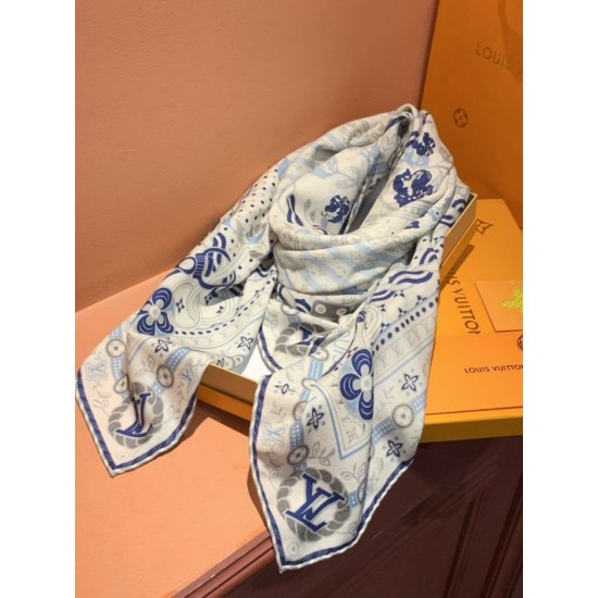 Replica di lusso sciarpe reversibile Louis Vuitton velluto multicolore monogramma LV™ 140 Bianco Imitazioni Cloni sciarpe reversibile Louis Vuitton velluto multicolore monogramma LV™ 140 Bianco firmate