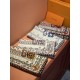 Replica di lusso sciarpe reversibile Louis Vuitton velluto multicolore monogramma LV™ 140 Bianco Imitazioni Cloni sciarpe reversibile Louis Vuitton velluto multicolore monogramma LV™ 140 Bianco firmate
