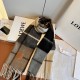 Replica di lusso Sciarpa Loewe double-face cashmere con motivo a scacchi 30 x 180 Imitazioni Cloni Sciarpa Loewe double-face cashmere con motivo a scacchi 30 x 180 firmate