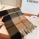 Replica di lusso Sciarpa Loewe double-face cashmere con motivo a scacchi 30 x 180 Imitazioni Cloni Sciarpa Loewe double-face cashmere con motivo a scacchi 30 x 180 firmate