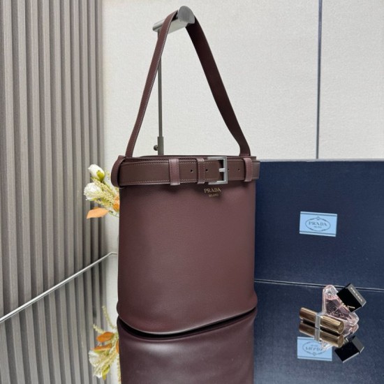 Replica di lusso Borse a secchiello con fibbia Prada Borgogna Imitazioni Cloni Borse a secchiello con fibbia Prada Borgogna firmate