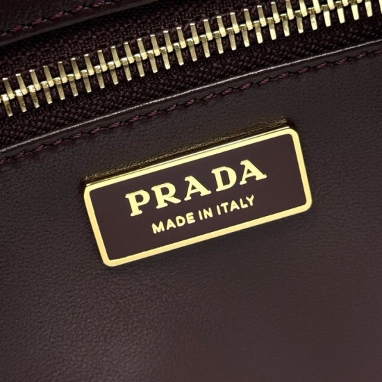 Replica di lusso Borsa a tracolla Prada Aimée media bordeaux Imitazioni Cloni Borsa a tracolla Prada Aimée media bordeaux firmate