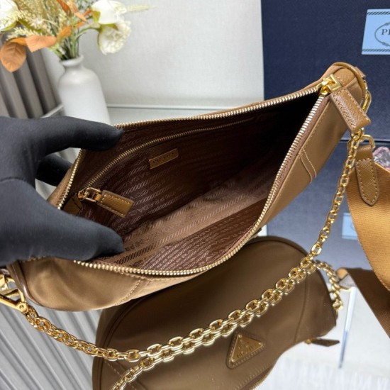 Replica di lusso Borsa a tracolla Prada Re-Nylon Demi-Lune 1BH222 marrone Imitazioni Cloni Borsa a tracolla Prada Re-Nylon Demi-Lune 1BH222 marrone firmate