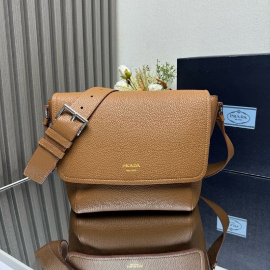 Replica di lusso Borse Alta Qualità a tracolla Prada messenger 2VD069 marrone Imitazioni Cloni Borse Replica Alta Qualità a tracolla Prada messenger 2VD069 marrone firmate