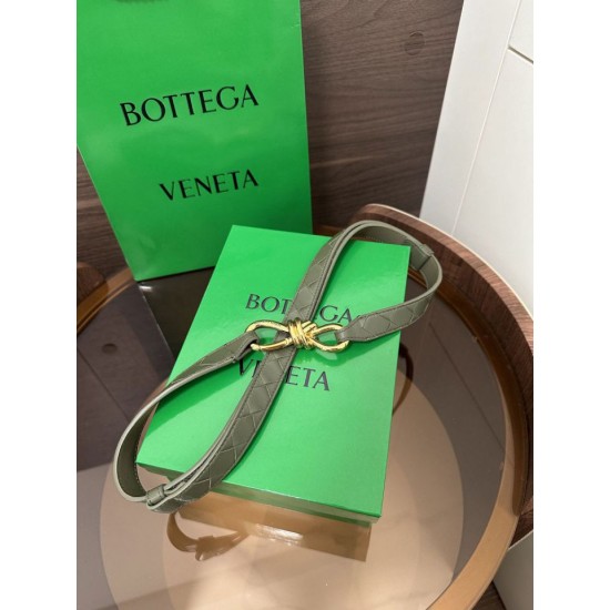 Cloni Pari replica Cintura BV Andiamo Intrecciato Nappa verde firmate