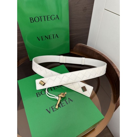 Replica di lusso Pari Cintura BV Andiamo Intrecciato Nappa 2cm verde/bianco/caffè Imitazioni Cloni Pari replica Cintura BV Andiamo Intrecciato Nappa 2cm verde/bianco/caffè firmate