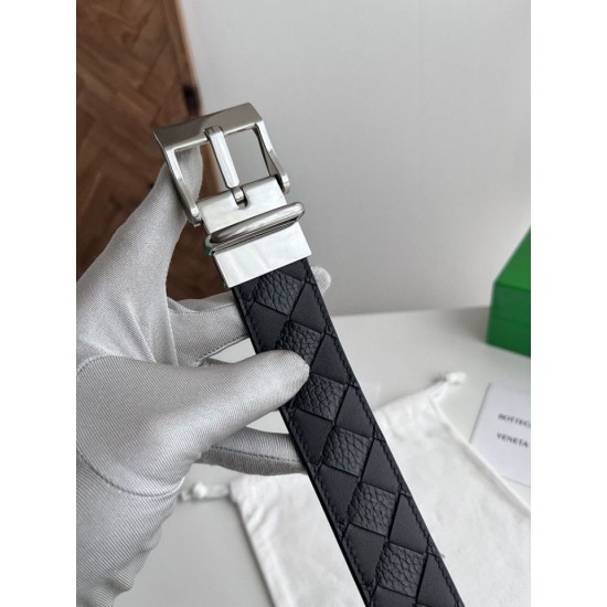 Replica di lusso Cintura Intreccio Intreccio Reversibile Check Da Uomo Bottega Veneta Nero Argento Imitazioni Cloni Cintura Intreccio Intreccio Reversibile Check Da Uomo Bottega Veneta Nero Argento firmate