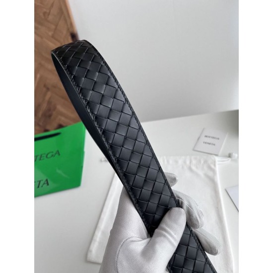 Replica di lusso Alta gamma Cintura reversibile da uomo Bottega Veneta Intreccio Nero Imitazioni Cloni Alta gamma replica Cintura reversibile da uomo Bottega Veneta Intreccio Nero firmate