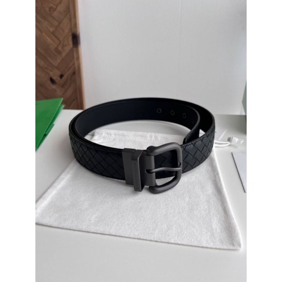 Replica di lusso Alta gamma Cintura reversibile da uomo Bottega Veneta Intreccio Nero Imitazioni Cloni Alta gamma replica Cintura reversibile da uomo Bottega Veneta Intreccio Nero firmate