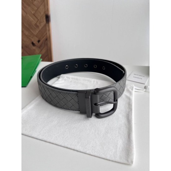 Replica di lusso Alta gamma Cintura reversibile da uomo Bottega Veneta Intreccio Grigio Imitazioni Cloni Alta gamma replica Cintura reversibile da uomo Bottega Veneta Intreccio Grigio firmate