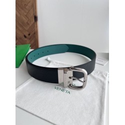 Cintura reversibile in pelle da uomo BV Nero/Blu