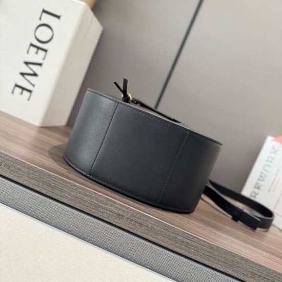 Replica di lusso Borsa a tracolla Loewe Hammock Slice nera Imitazioni Cloni Borsa a tracolla Loewe Hammock Slice nera firmate