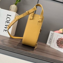Borsa Pari a tracolla Loewe Hammock Slice Giallo Borsa Pari a tracolla Loewe Hammock Slice Giallo