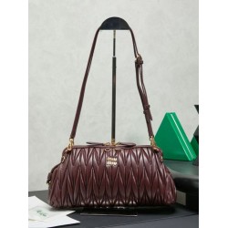 Pochette Miu Miu Caprice trapuntata nappa 5BF130 Borgogna