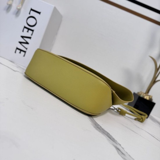 Replica di lusso Imitazioni borse griffate a tracolla media Loewe Ola Giallo Imitazioni Cloni Imitazioni borse griffate a tracolla media Loewe Ola Giallo firmate