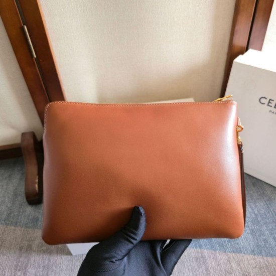 Cloni Piccola pochette Celine con tracolla pelle di vitello liscia Marrone firmate