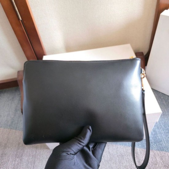 Replica di lusso Piccola pochette Celine con tracolla pelle di vitello liscia Nero Imitazioni Cloni Piccola pochette Celine con tracolla pelle di vitello liscia Nero firmate
