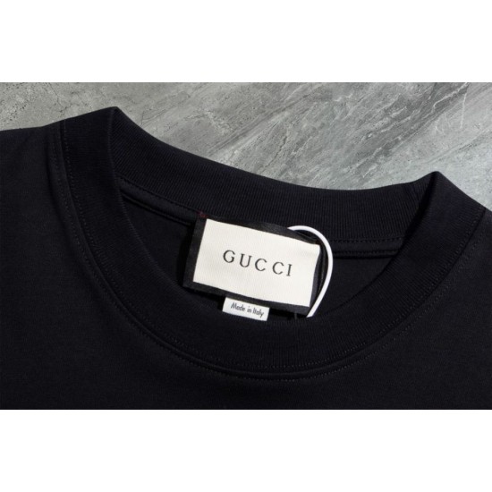 Replica di lusso Maglietta girocollo Gucci unisex nera/albicocca 08 Imitazioni Cloni Maglietta girocollo Gucci unisex nera/albicocca 08 firmate