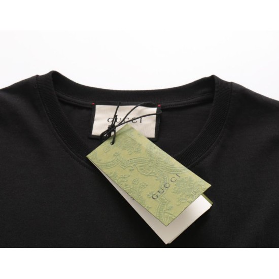 Replica di lusso Maglietta girocollo Gucci unisex nera/albicocca 11 Imitazioni Cloni Maglietta girocollo Gucci unisex nera/albicocca 11 firmate
