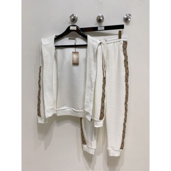 Replica di lusso Completo cardigan Burberry Imitazioni Cloni Completo cardigan Burberry firmate