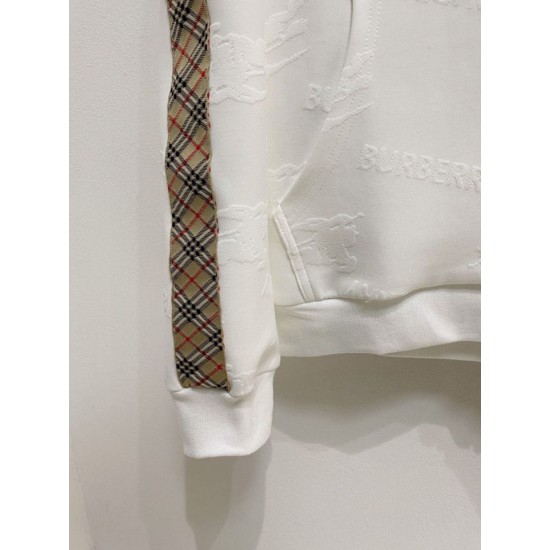 Replica di lusso Completo cardigan Burberry Imitazioni Cloni Completo cardigan Burberry firmate