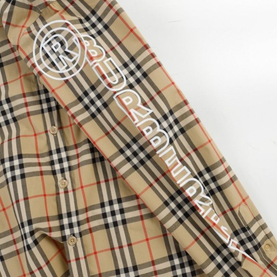 Replica di lusso Camicia classici Burberry a maniche lunghe con motivo a quadri Imitazioni Cloni Camicia classici Burberry a maniche lunghe con motivo a quadri firmate