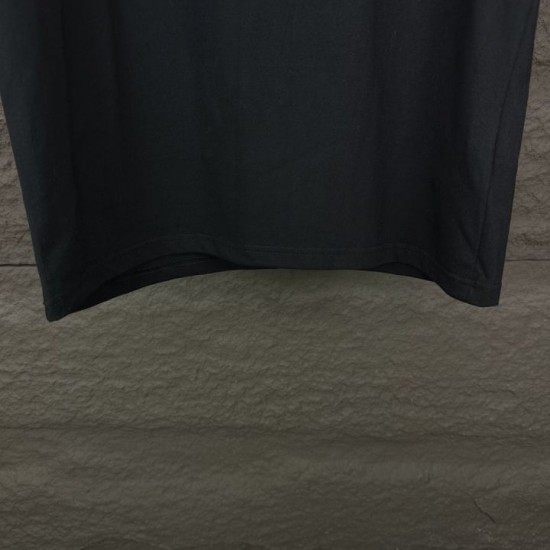 Replica di lusso Burberry T-shirt unisex a maniche corte con logo Imitazioni Cloni Burberry T-shirt unisex a maniche corte con logo firmate