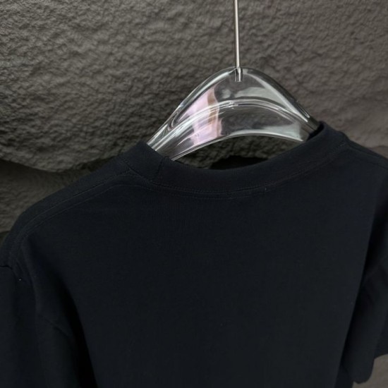 Replica di lusso Burberry T-shirt unisex a maniche corte con logo Imitazioni Cloni Burberry T-shirt unisex a maniche corte con logo firmate