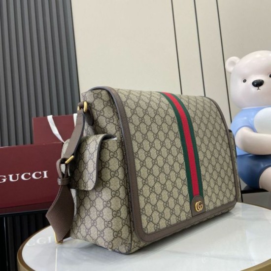 Cloni Gucci grandi cambiamenti nelle loro mani due-otto barre firmate
