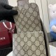 Cloni Gucci grandi cambiamenti nelle loro mani due-otto barre firmate