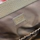 Cloni Gucci grandi cambiamenti nelle loro mani due-otto barre firmate