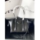 Replica di lusso Borsa Givenchy Mini Antigona Lock 4g nera Imitazioni Cloni Borsa Givenchy Mini Antigona Lock 4g nera firmate