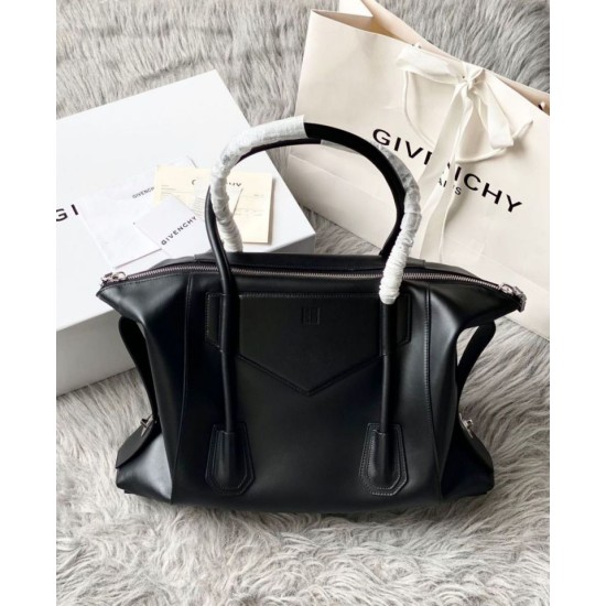 Replica di lusso Borsa Givenchy Antigona media con chiusura morbida Nero Imitazioni Cloni Borsa Givenchy Antigona media con chiusura morbida Nero firmate