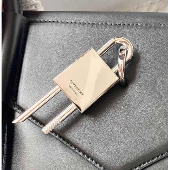 Replica di lusso Borsa Givenchy Antigona media con chiusura morbida Nero Imitazioni Cloni Borsa Givenchy Antigona media con chiusura morbida Nero firmate