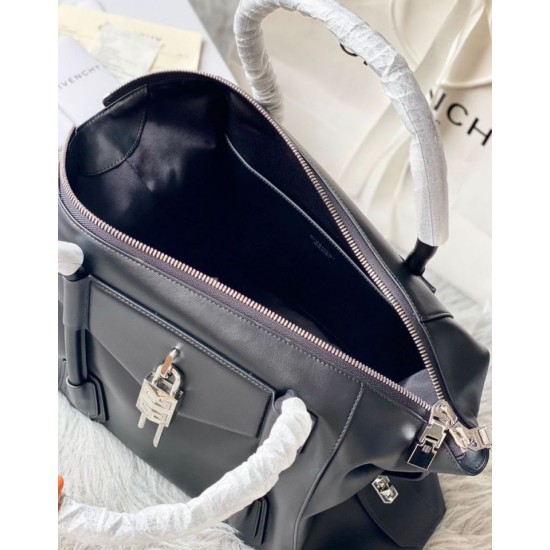 Replica di lusso Borsa Givenchy Antigona media con chiusura morbida Nero Imitazioni Cloni Borsa Givenchy Antigona media con chiusura morbida Nero firmate