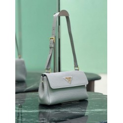 Borsa a tracolla Prada con patta 1BN022 Nero Borsa a tracolla Prada con patta 1BN022 Nero
