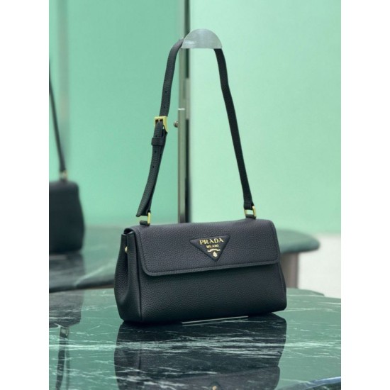 Replica di lusso Borse Alta Qualità a tracolla Prada con patta 1BN022 Nero Imitazioni Cloni Borse Replica Alta Qualità a tracolla Prada con patta 1BN022 Nero firmate