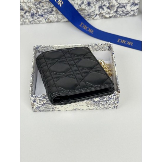Replica di lusso Borse Portacarte Lady Dior con patta e l'iconica impuntura Cannage Nero Imitazioni Replica Borse Portacarte Lady Dior con patta e l'iconica impuntura Cannage Nero firmate